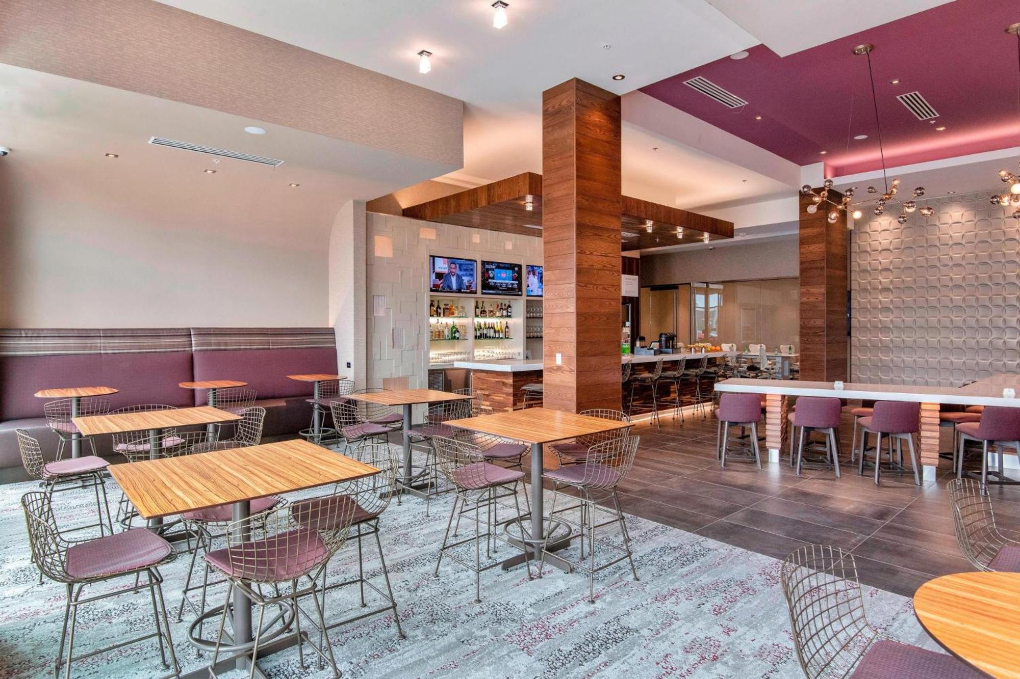 Courtyard By Marriott Raleigh Cary/Parkside Town Commons Hotel Luaran gambar