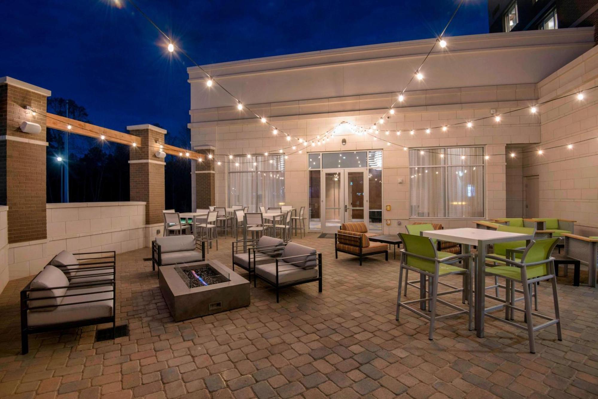 Courtyard By Marriott Raleigh Cary/Parkside Town Commons Hotel Luaran gambar