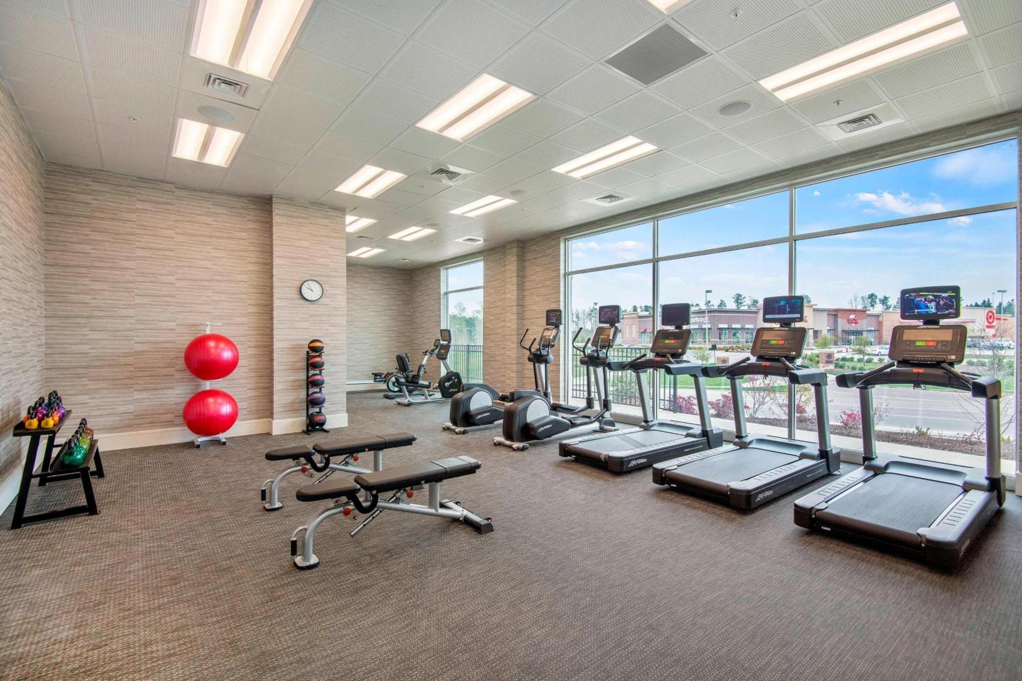 Courtyard By Marriott Raleigh Cary/Parkside Town Commons Hotel Luaran gambar
